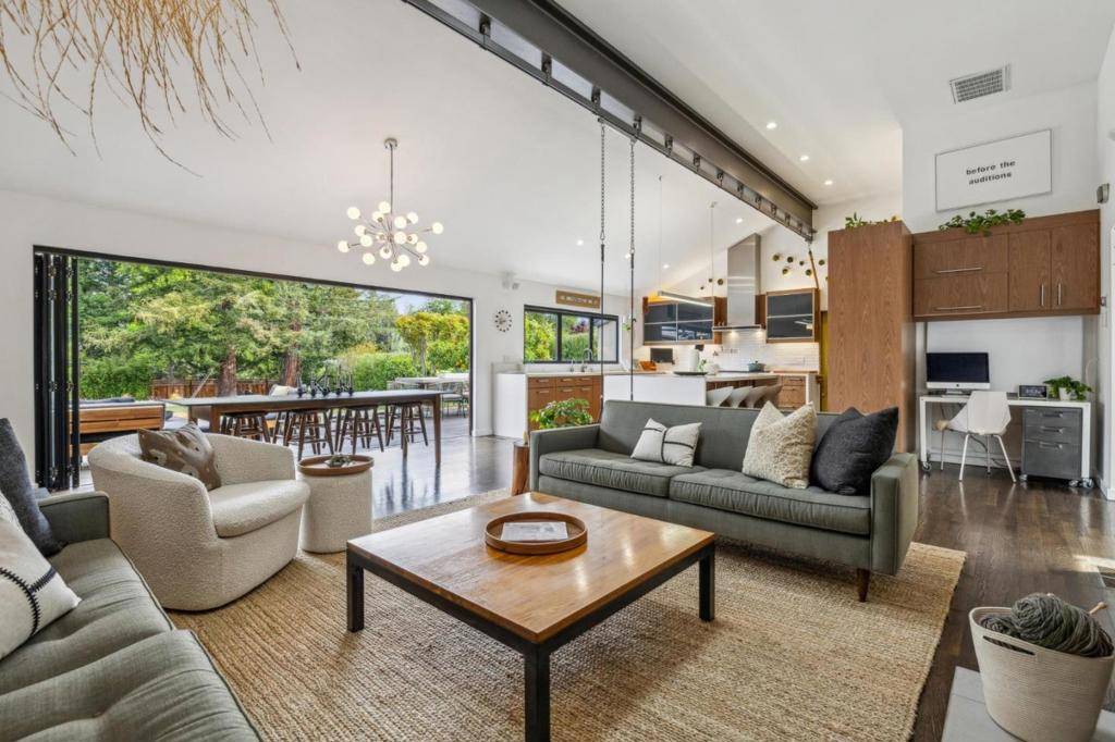 Monte Sereno, CA 95030,15548 Kavin LN