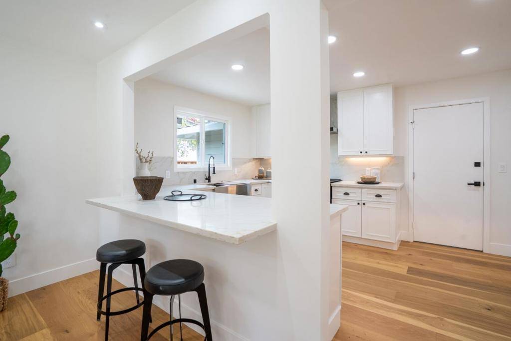 20684 Nancy CT Cupertino, CA 95014