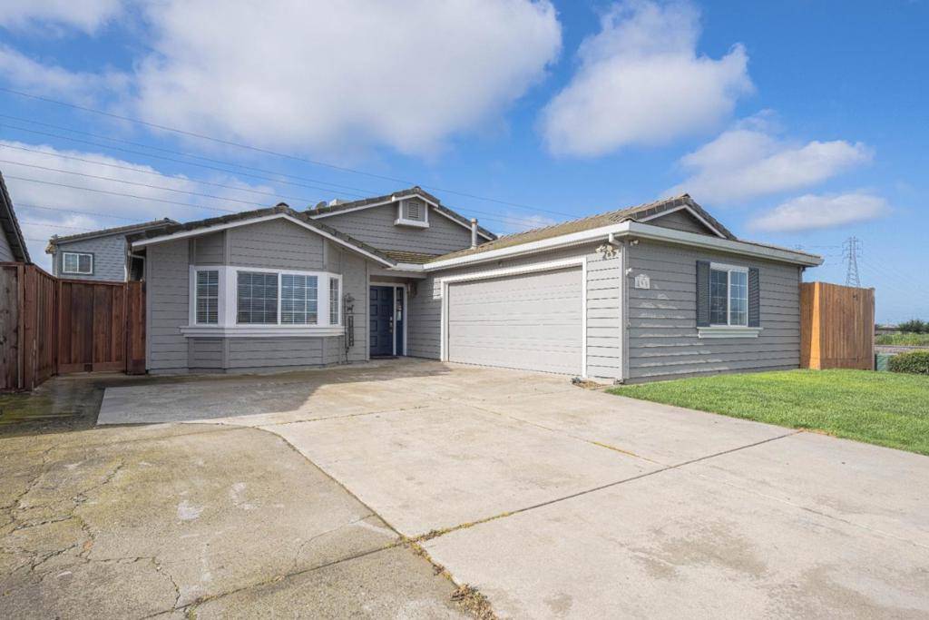 Salinas, CA 93907,890 Sloat DR