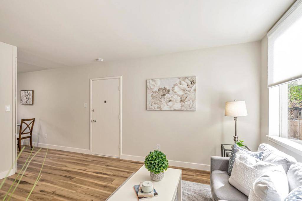 Berkeley, CA 94704,2601 College AVE #110