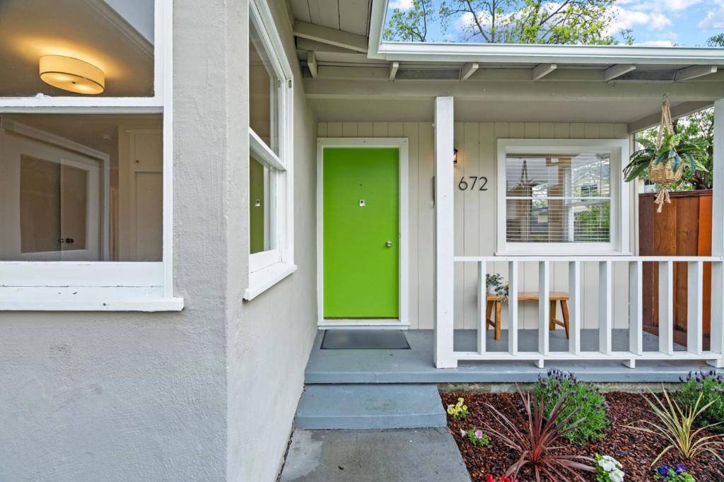 Sunnyvale, CA 94085,672 Carolina AVE