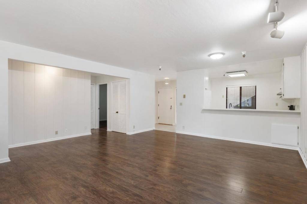 Los Gatos, CA 95032,439 Alberto WAY #A110