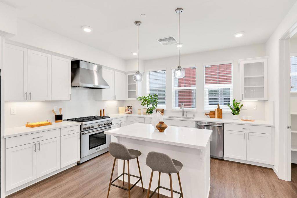 Sunnyvale, CA 94085,535 San Lorenzo TER #2