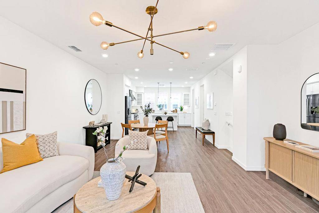 Sunnyvale, CA 94085,535 San Lorenzo TER #2