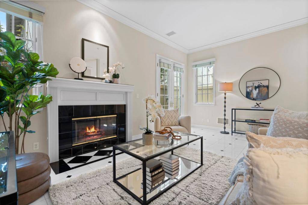 Los Altos, CA 94022,145 Fremont AVE