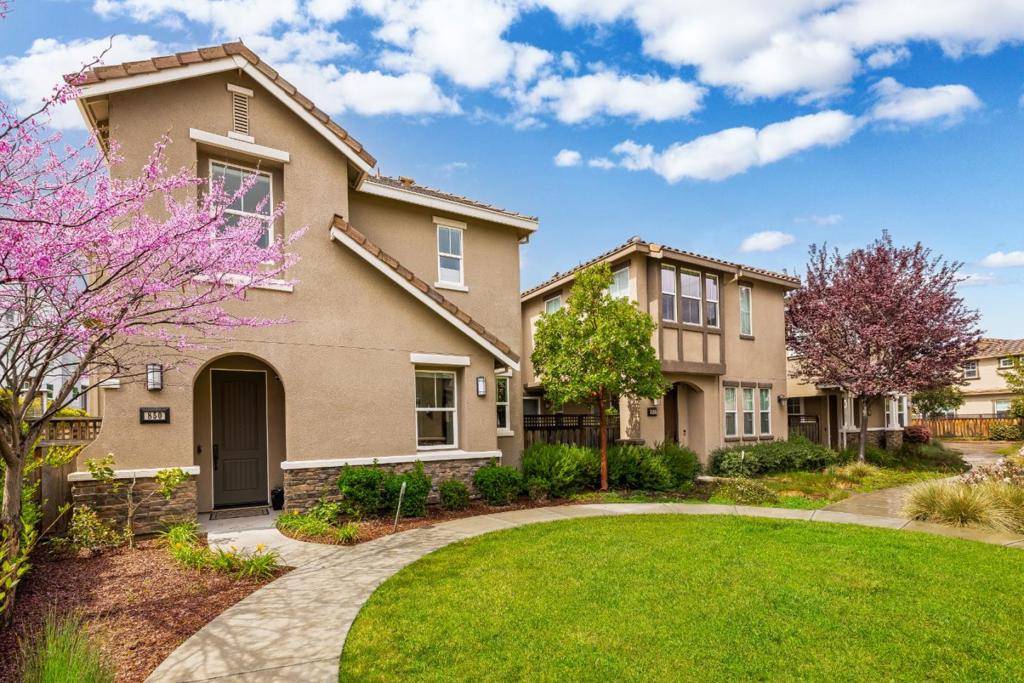 East Palo Alto, CA 94303,850 Maple PL