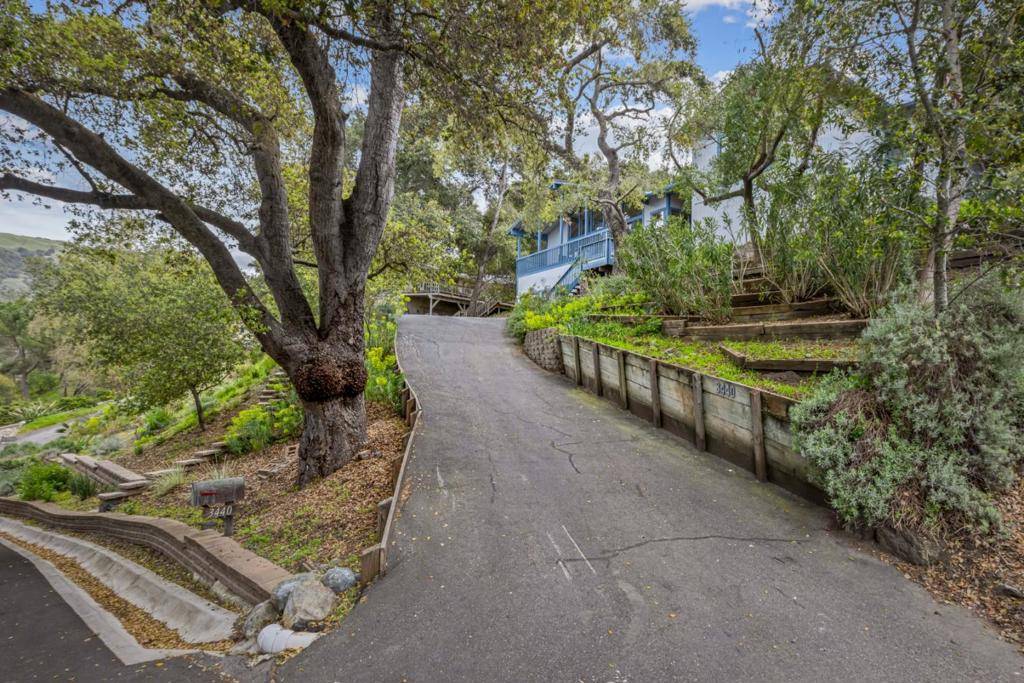 Morgan Hill, CA 95037,3440 Oak LN