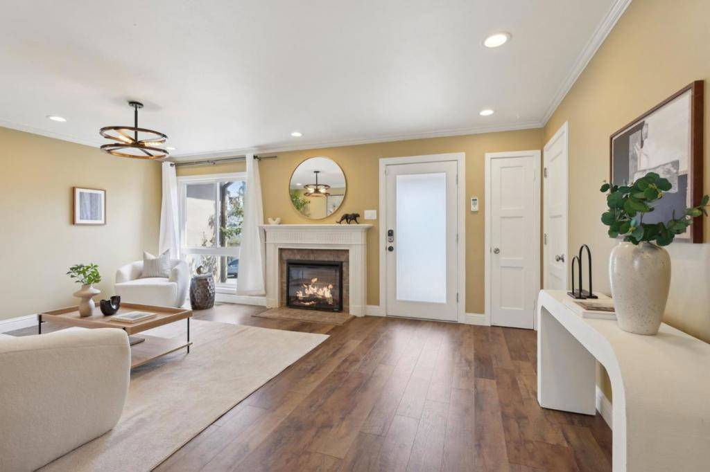 Daly City, CA 94015,1743 Louvaine DR