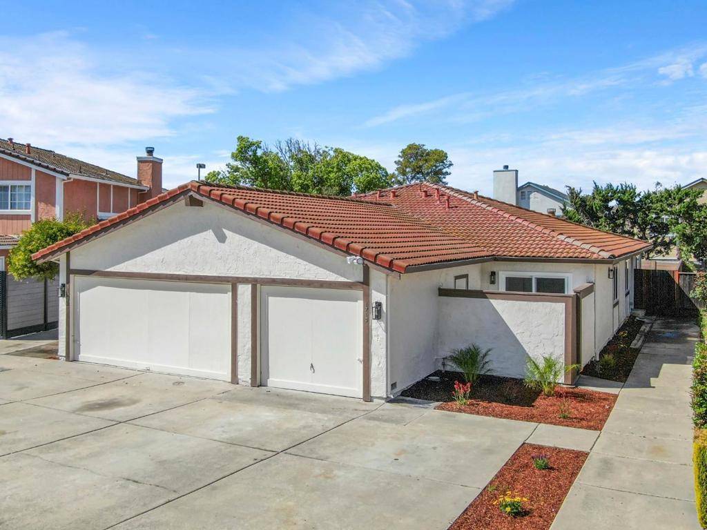 Milpitas, CA 95035,1710 Clear Lake AVE