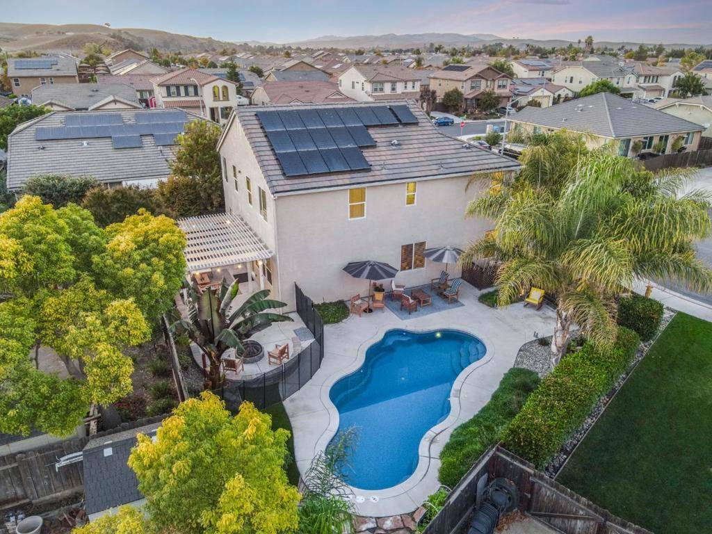 Hollister, CA 95023,1031 Harbor CT