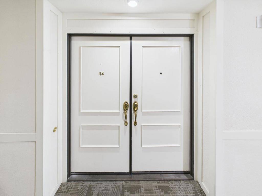 Cupertino, CA 95014,22330 Homestead RD #114