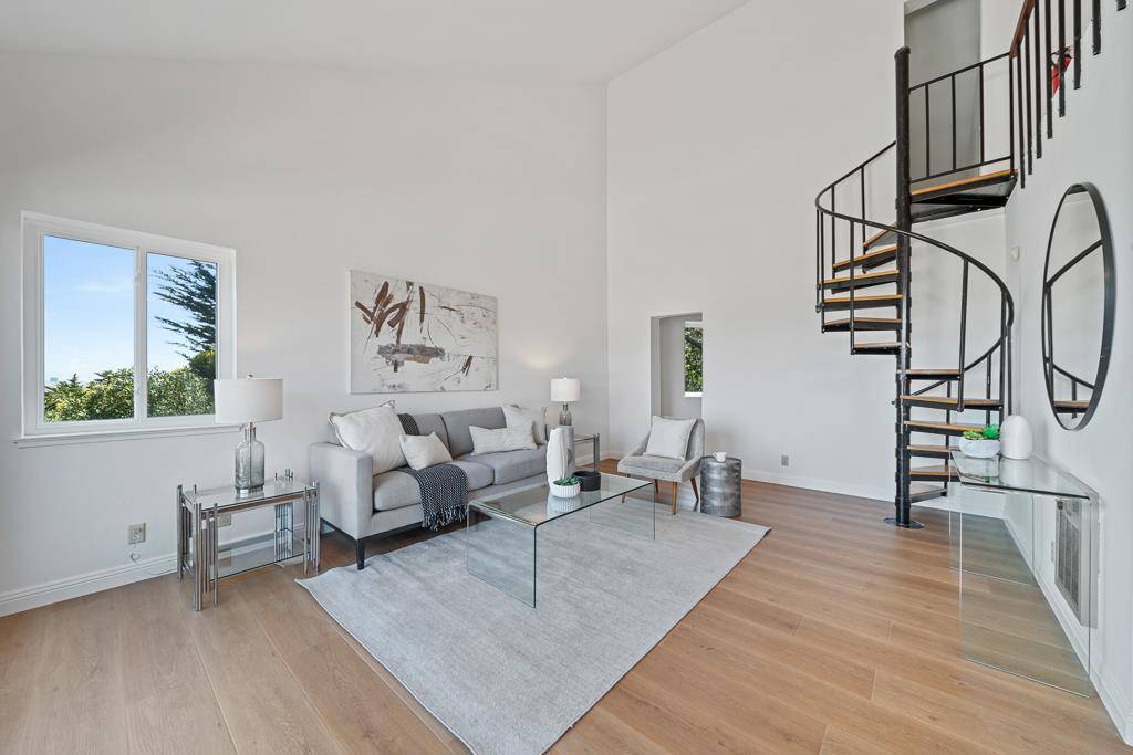South San Francisco, CA 94080,1 Appian WAY #715-13