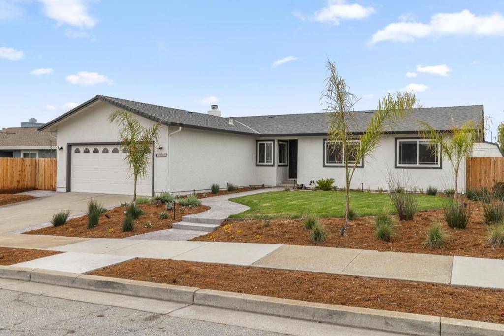 Hollister, CA 95023,1660 Sunset DR