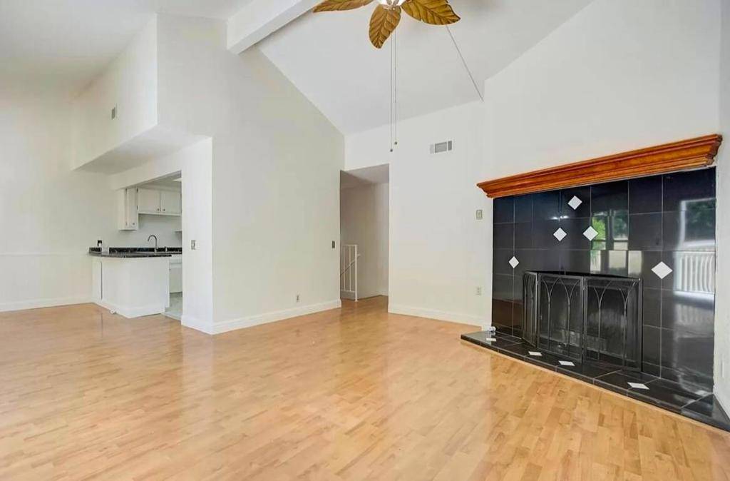 Sacramento, CA 95826,7959 La Riviera DR