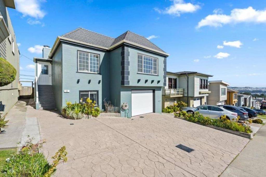 Daly City, CA 94015,52 Seacliff AVE
