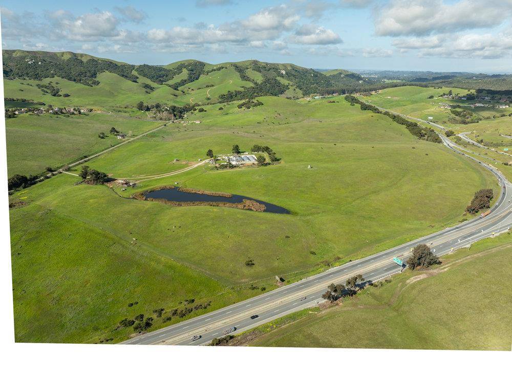 San Juan Bautista, CA 95045,600 Rocks RD