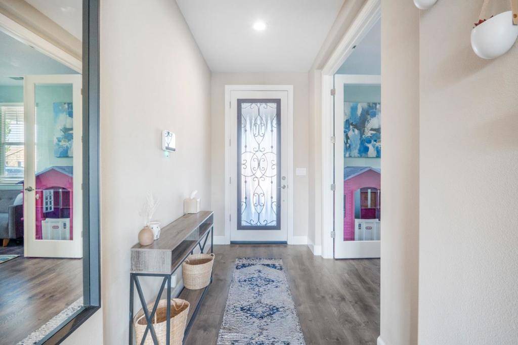 Hollister, CA 95023,1551 Lily CT