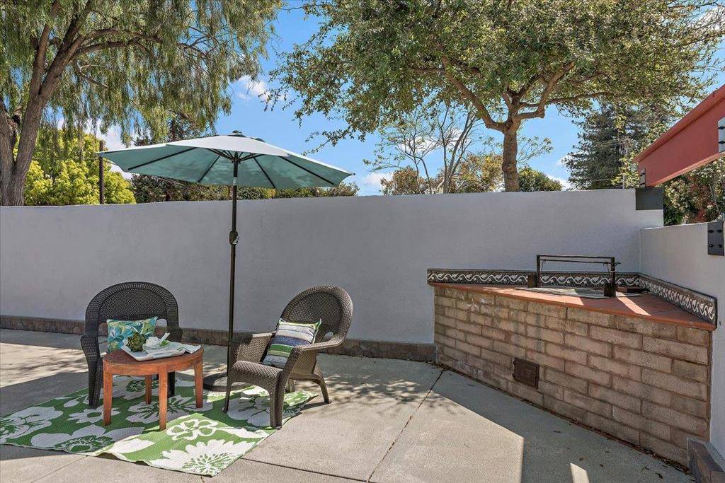 Sunnyvale, CA 94089,902 Blazingwood DR