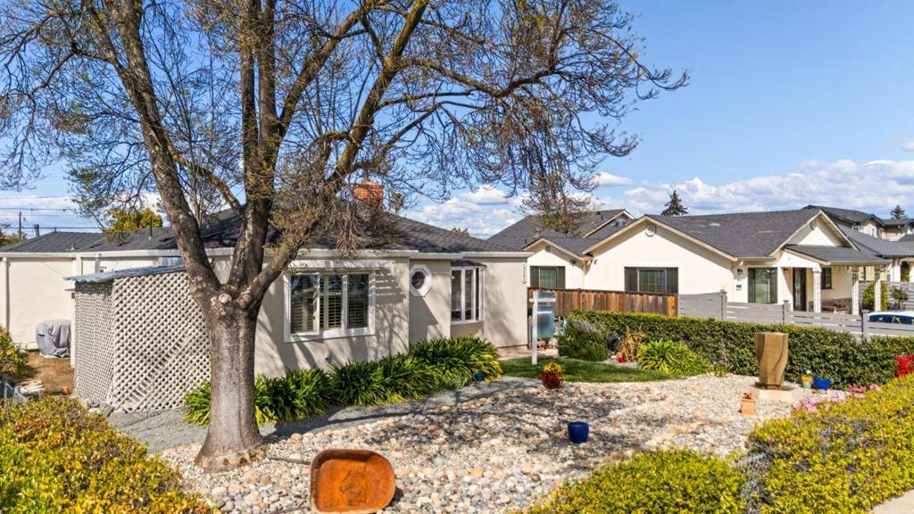 San Jose, CA 95124,15391 Charmeran AVE
