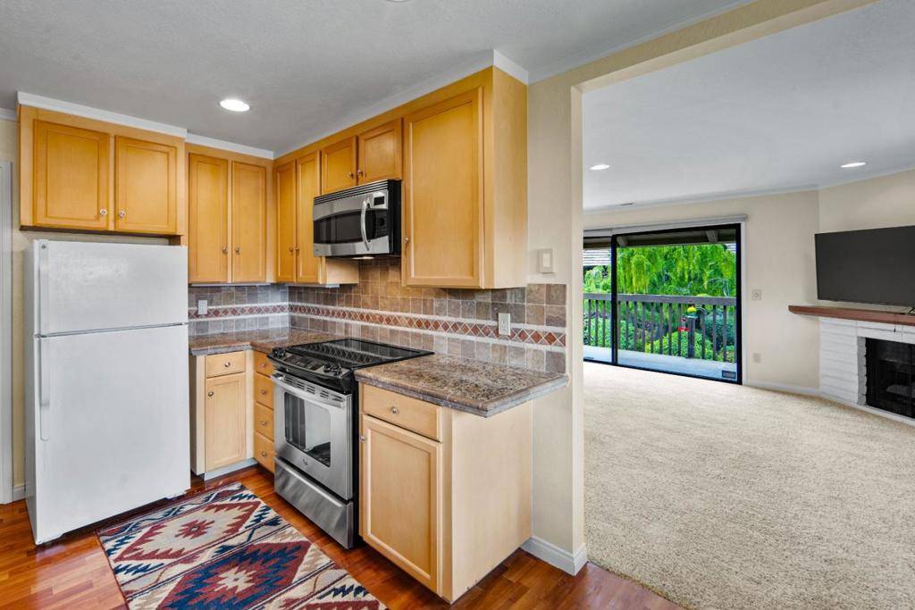 Carmel, CA 93923,9500 Center ST #51