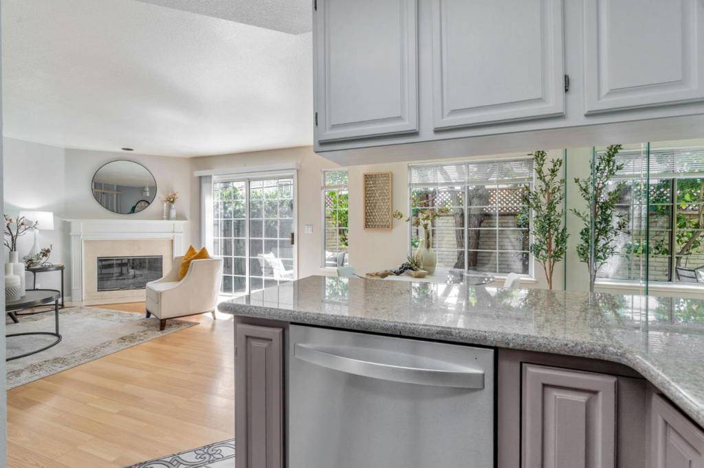 20654 Gardenside CIR Cupertino, CA 95014