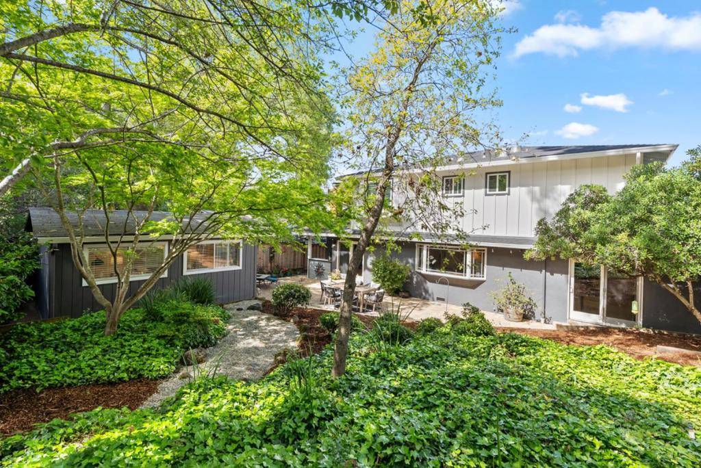 Redwood City, CA 94061,2497 Edith AVE