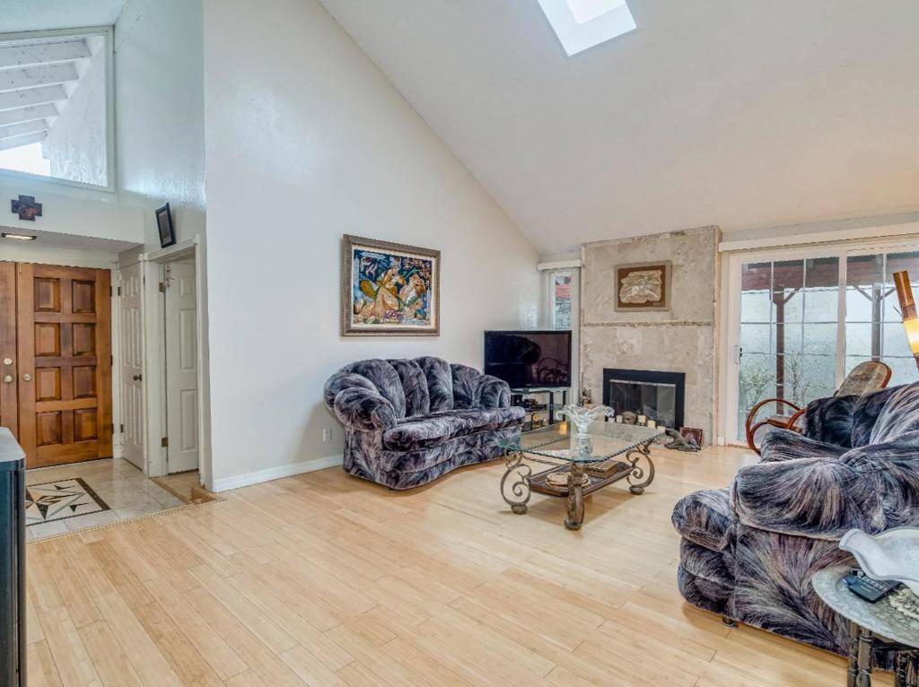 San Jose, CA 95123,6281 Mountford DR