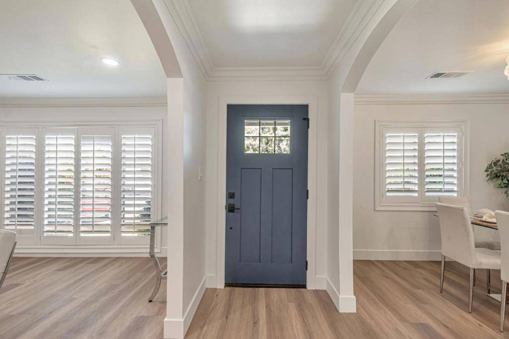 San Mateo, CA 94402,1510 Carlisle DR