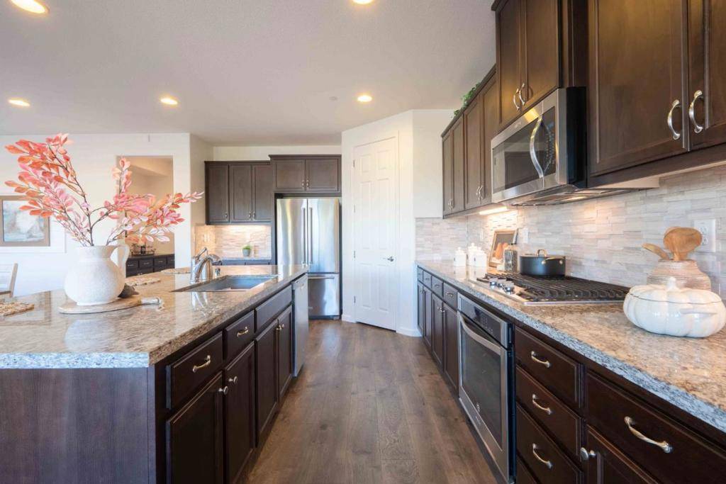 Gilroy, CA 95020,1061 Viognier WAY