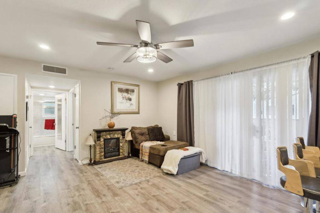 Los Gatos, CA 95032,14225 Lora DR #79