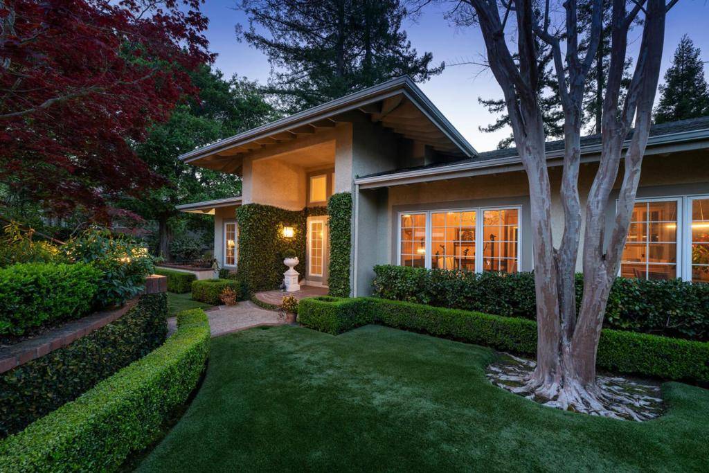 Hillsborough, CA 94010,1162 Barroilhet DR
