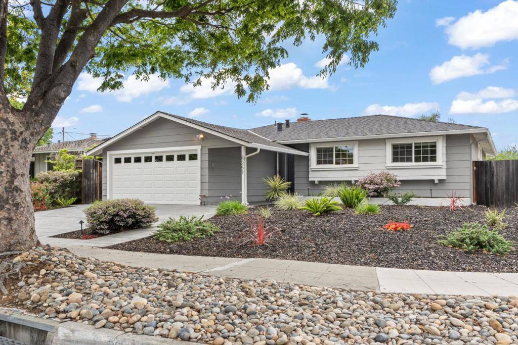 San Jose, CA 95118,5251 Larchwood DR