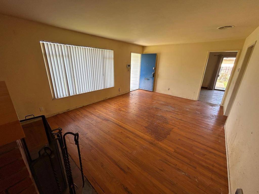 Salinas, CA 93901,794 Fairfax DR