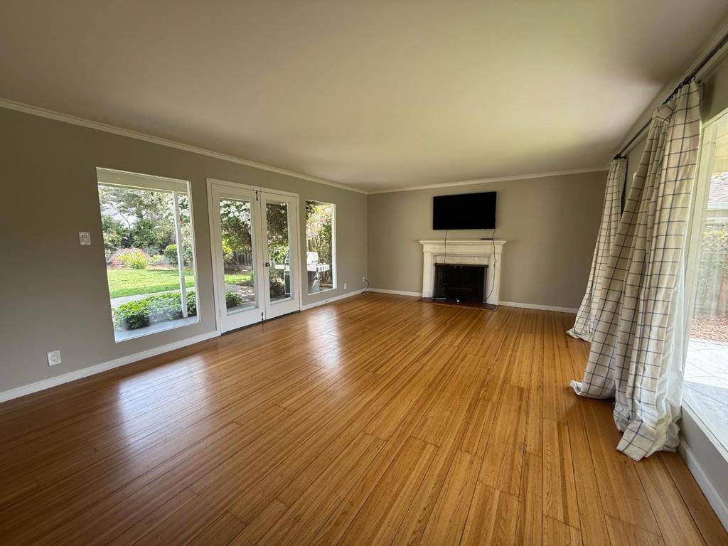 Menlo Park, CA 94025,460 Cotton ST