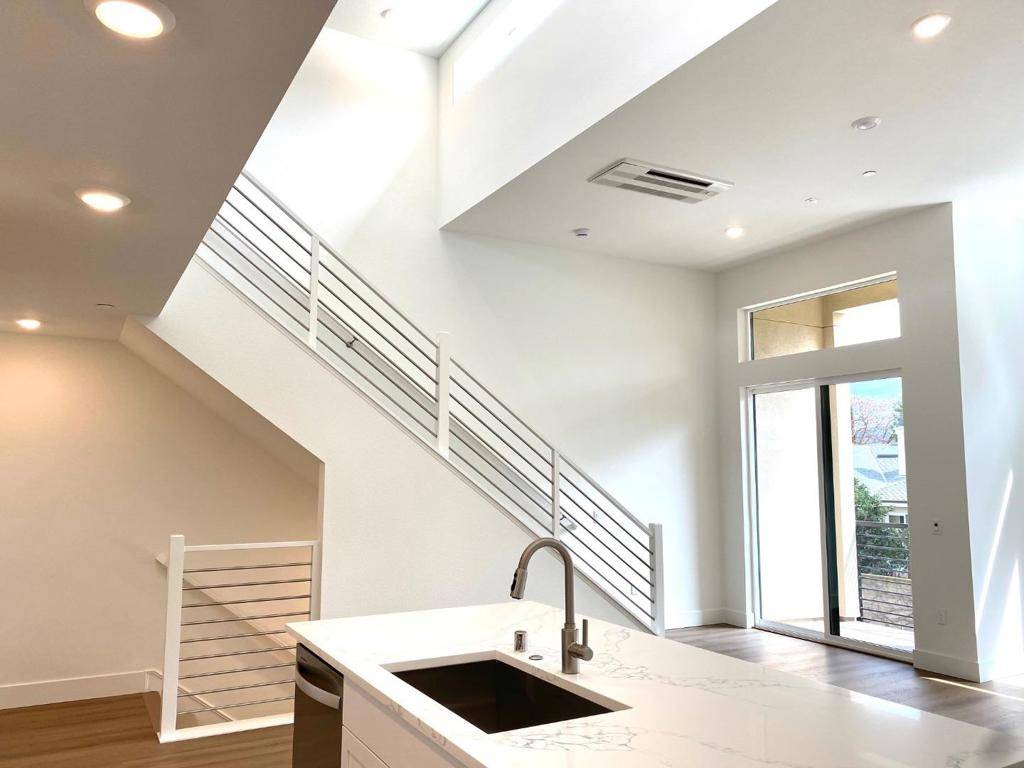 Saratoga, CA 95070,10620 Elm CIR