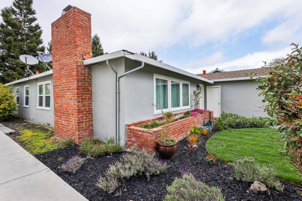Redwood City, CA 94061,1230 Roosevelt AVE