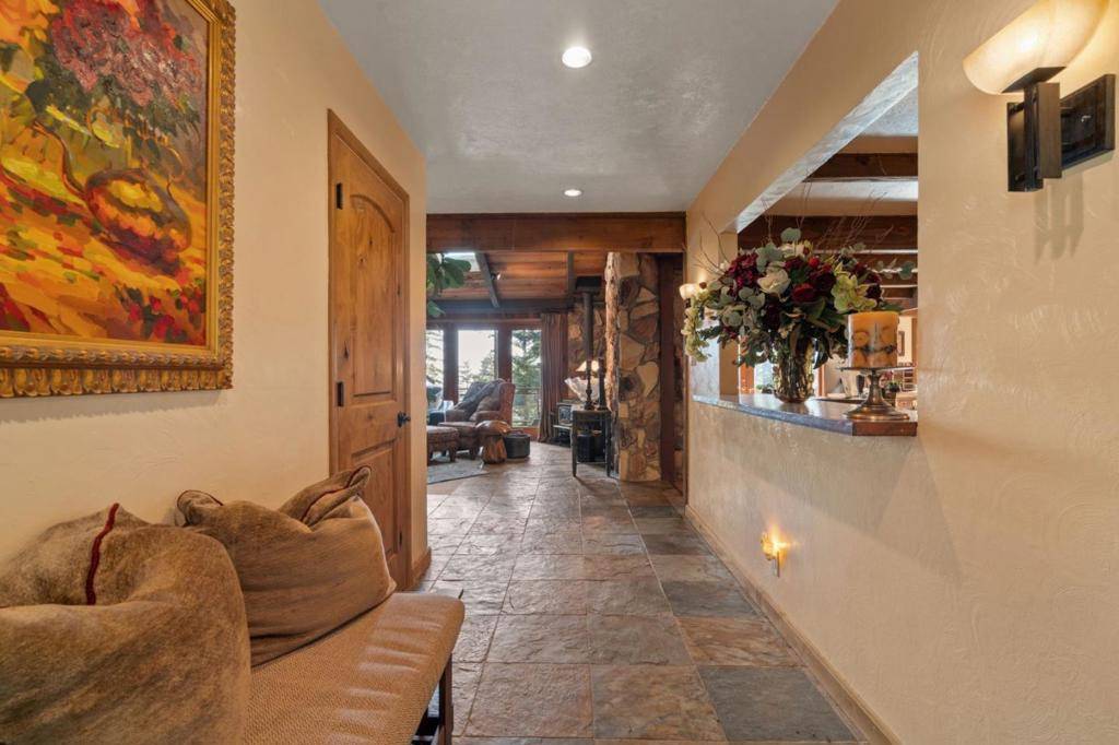 Woodside, CA 94062,1330 Redwood Terrace RD