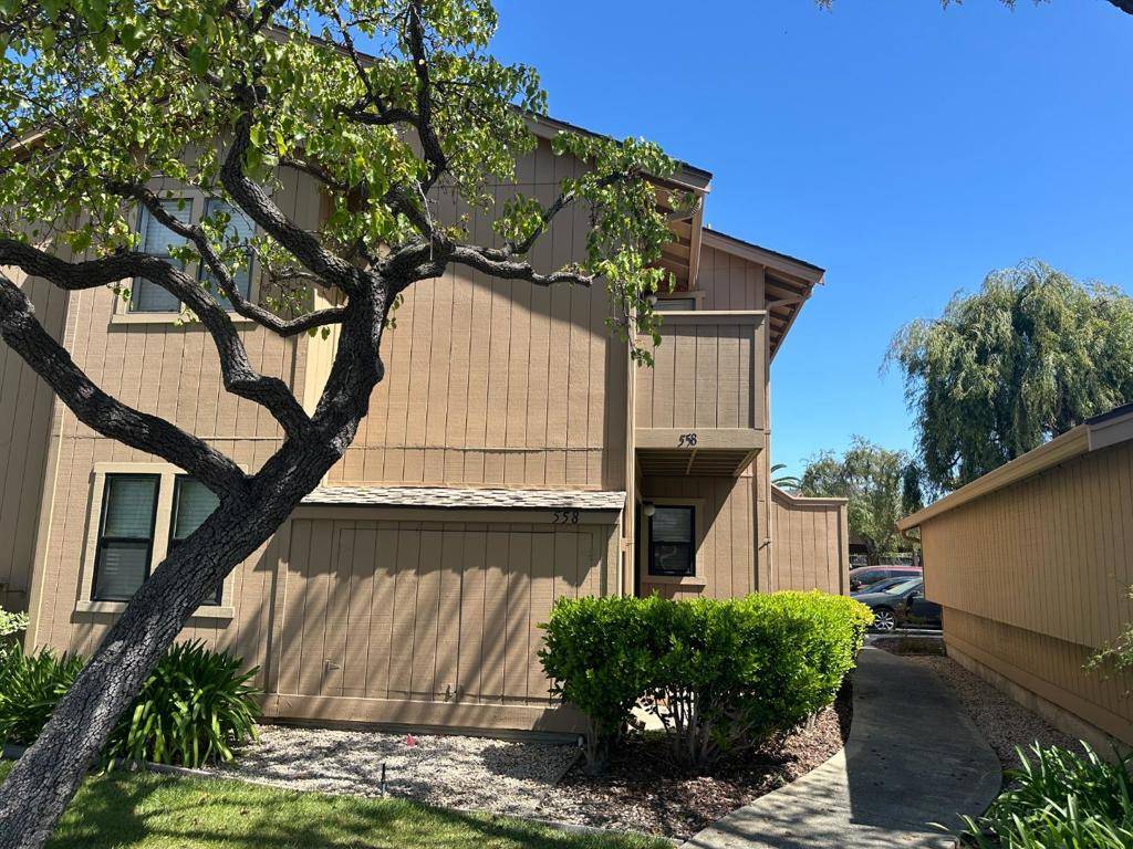 Sunnyvale, CA 94086,558 Ironwood TER #4