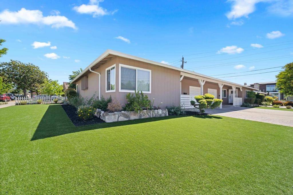 San Jose, CA 95117,3856 Williams RD