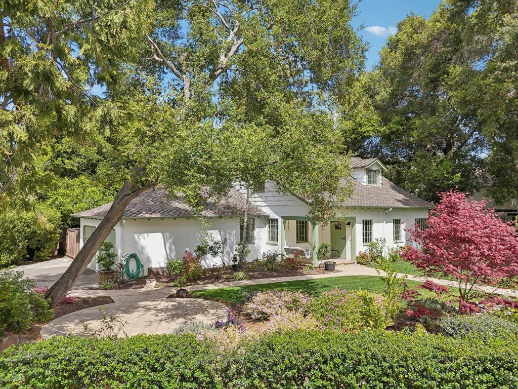 Menlo Park, CA 94025,1040 Creek DR