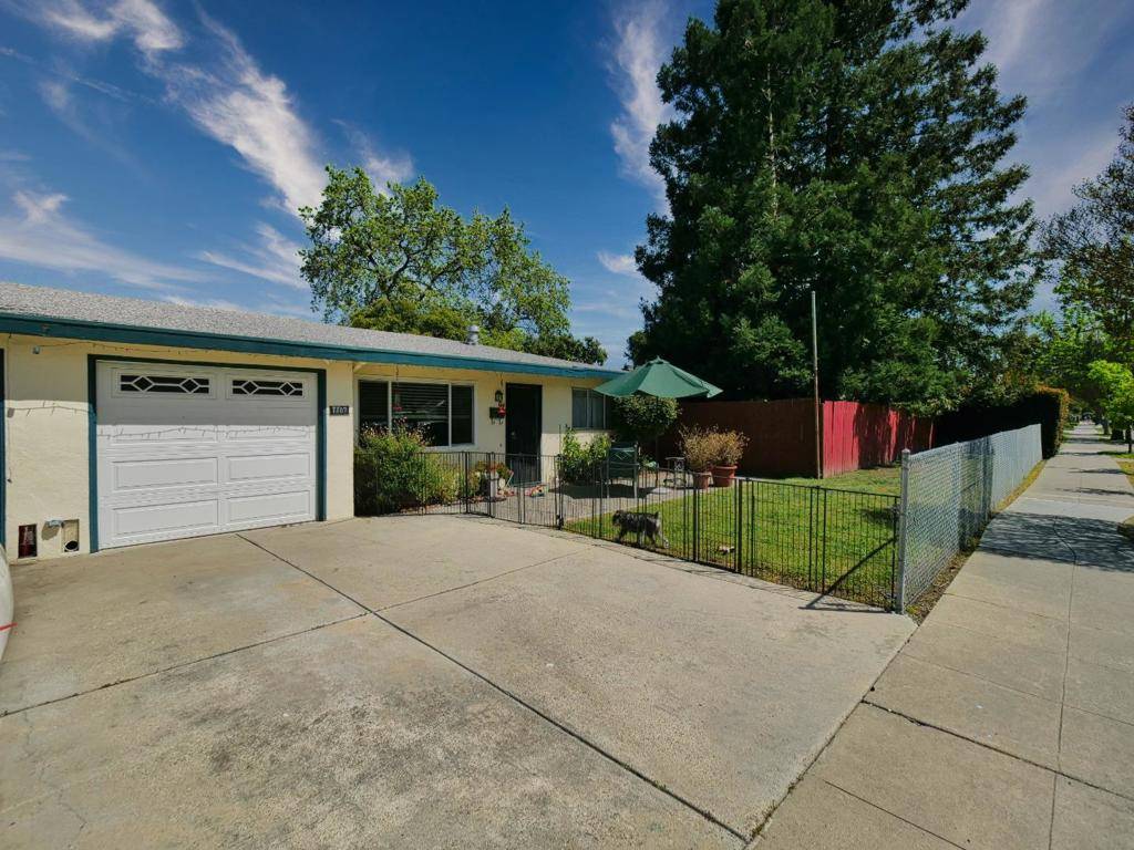 Redwood City, CA 94061,1105 Sanchez WAY
