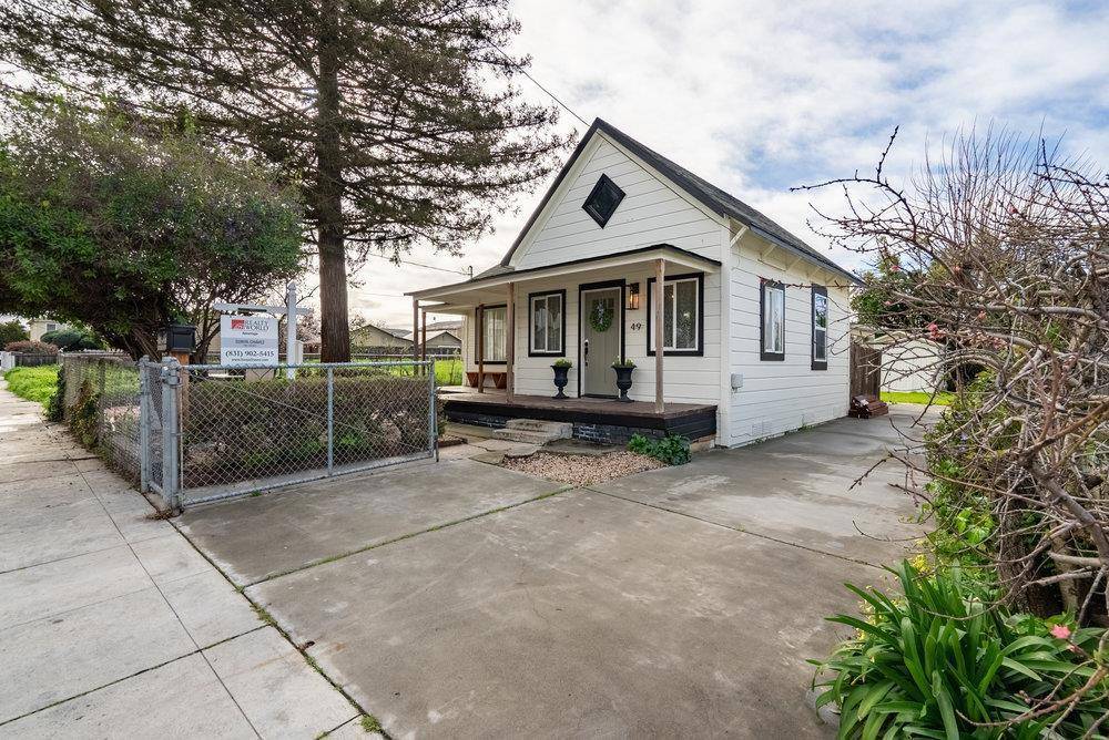 Hollister, CA 95023,49 Hawkins ST