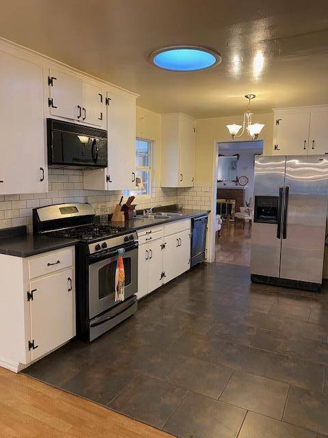Salinas, CA 93906,212 Iris DR