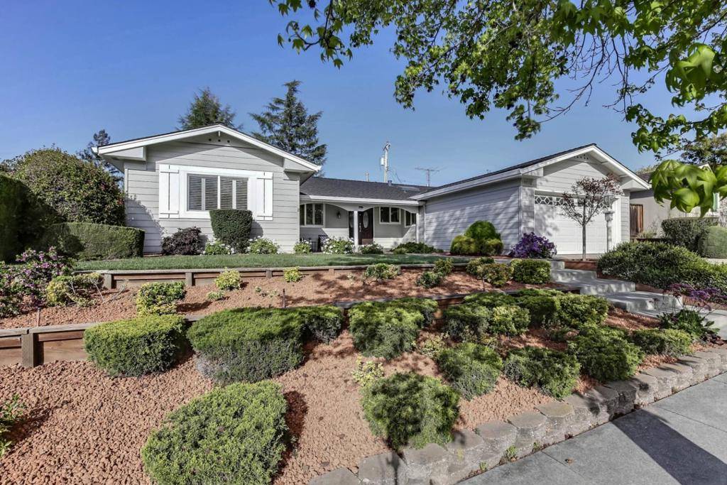Cupertino, CA 95014,10716 Linda Vista DR