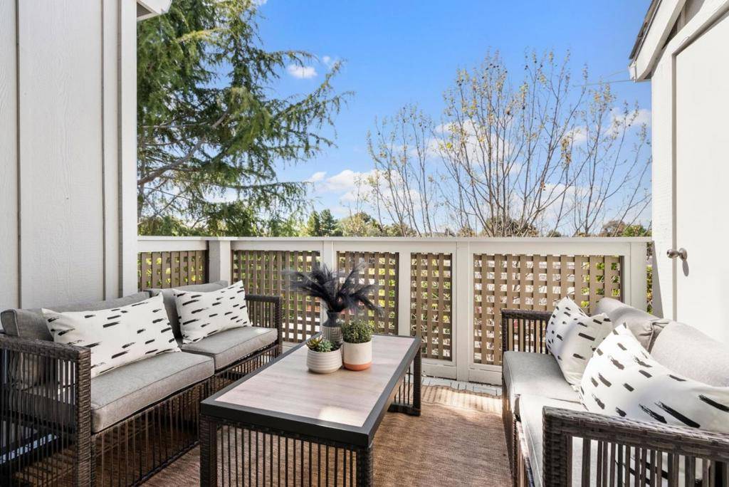 Sunnyvale, CA 94085,250 Santa Fe TER #322