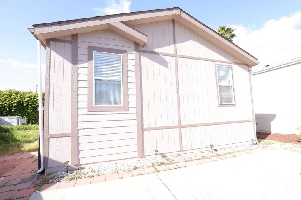 San Jose, CA 95134,372 Los Encinos