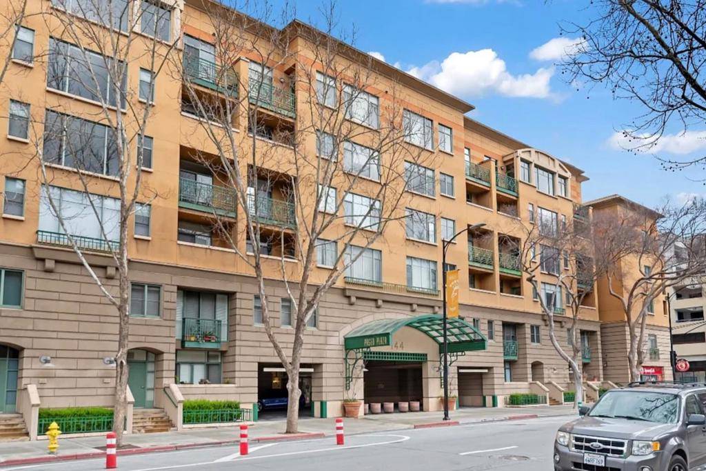 San Jose, CA 95112,144 S 3rd ST #303