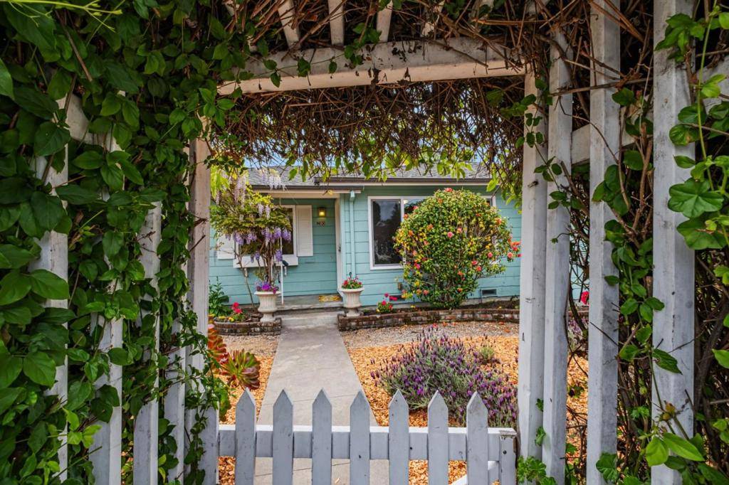 Santa Cruz, CA 95060,230 Grant ST