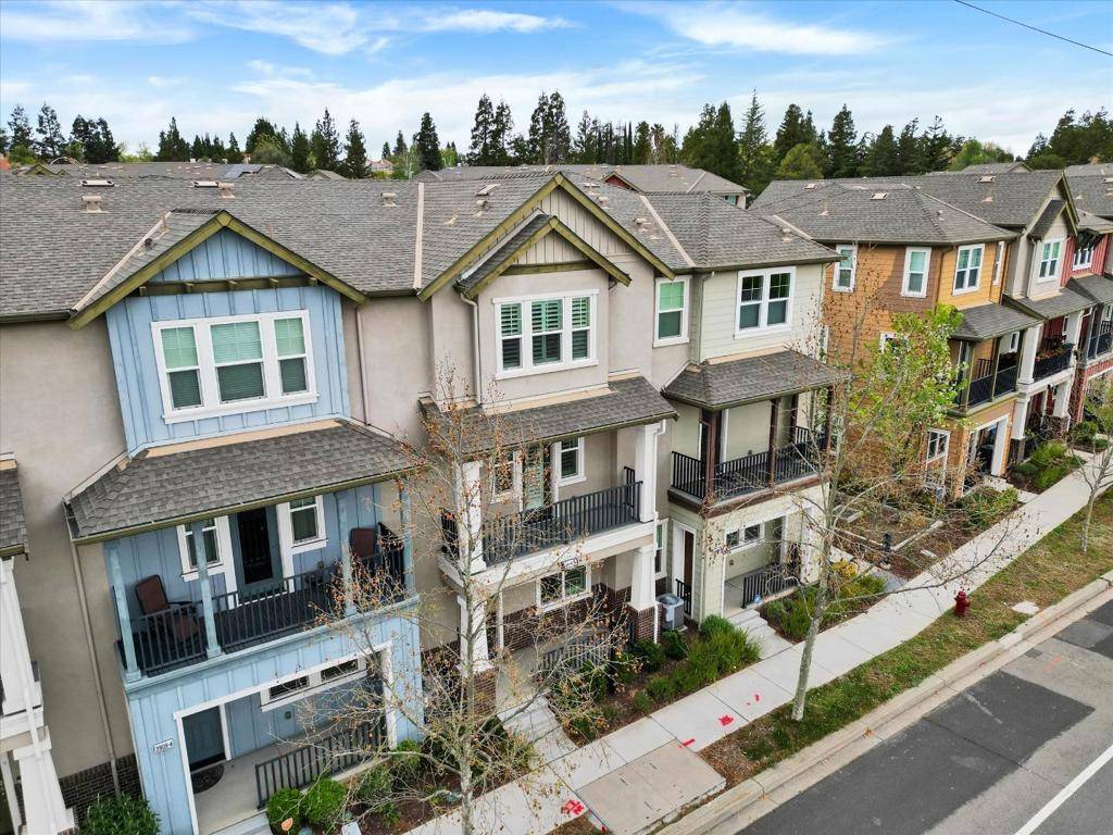 Livermore, CA 94551,3909 Portola #5