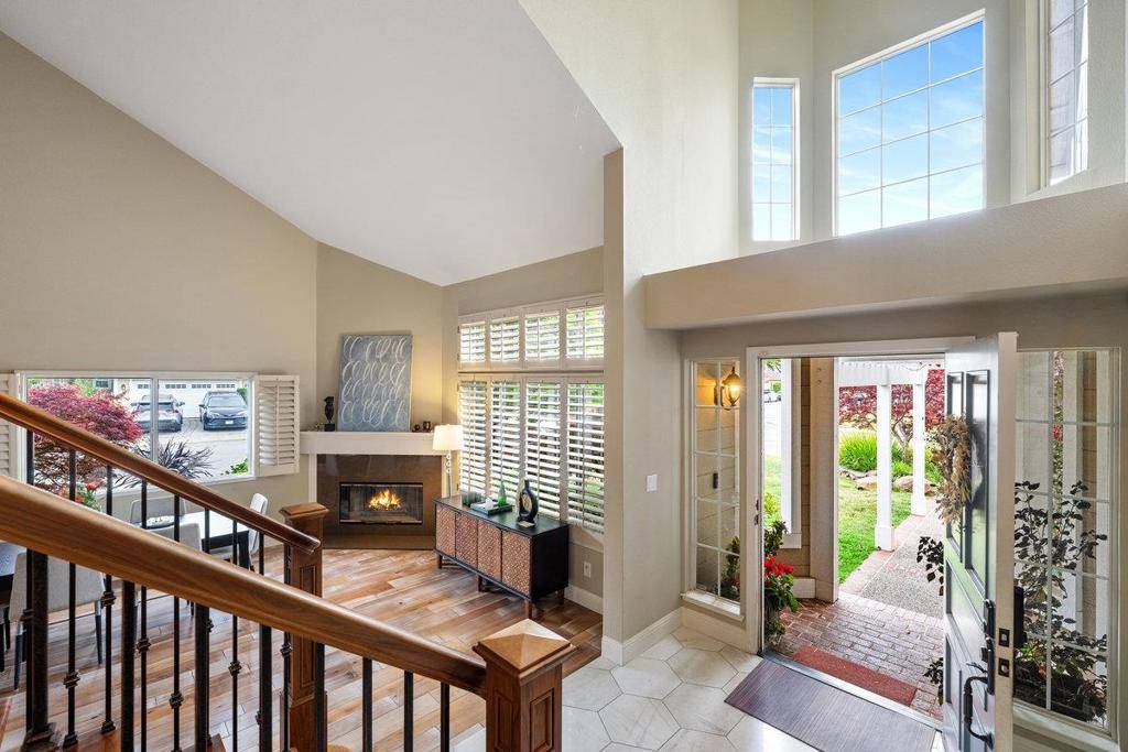Redwood City, CA 94065,602 Harbor Colony CT